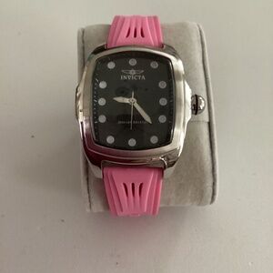 INVICTA Lady Lupah quartz watch, needs new battery